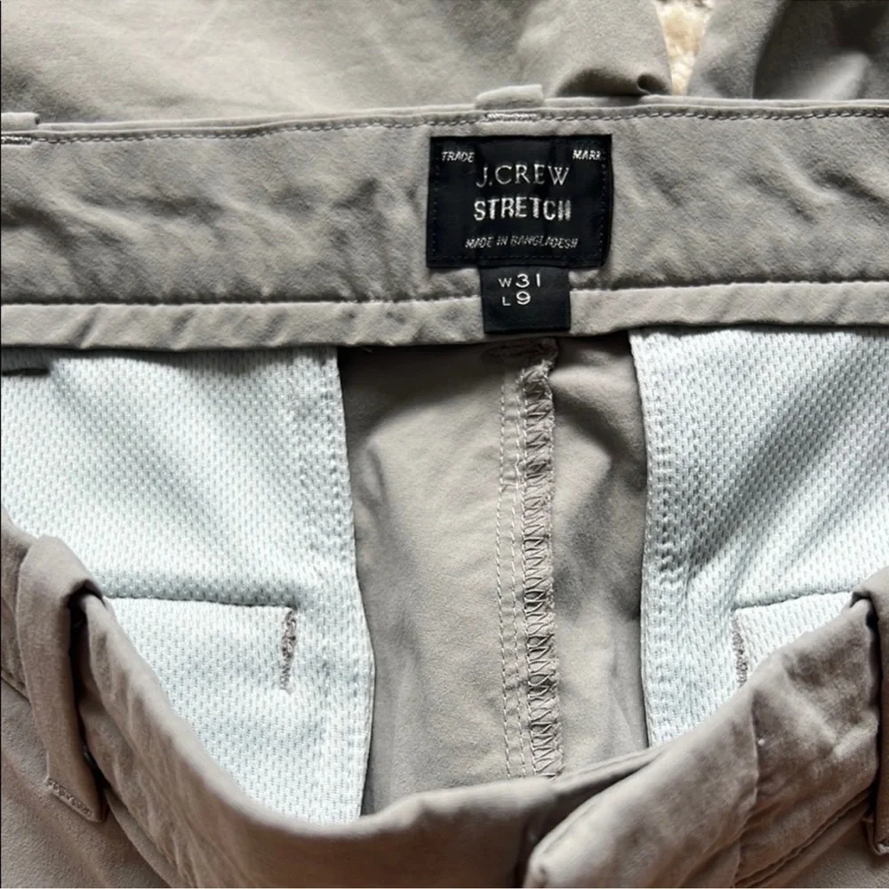 Men’s J. Crew Stretch Gray Flat Front 9 in Shorts, Size 31